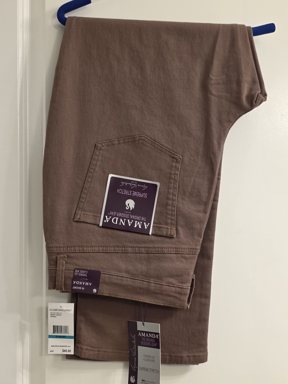 Gloria Vanderbilt Amanda Jeans in Smokey Mocha, Size 16 Short